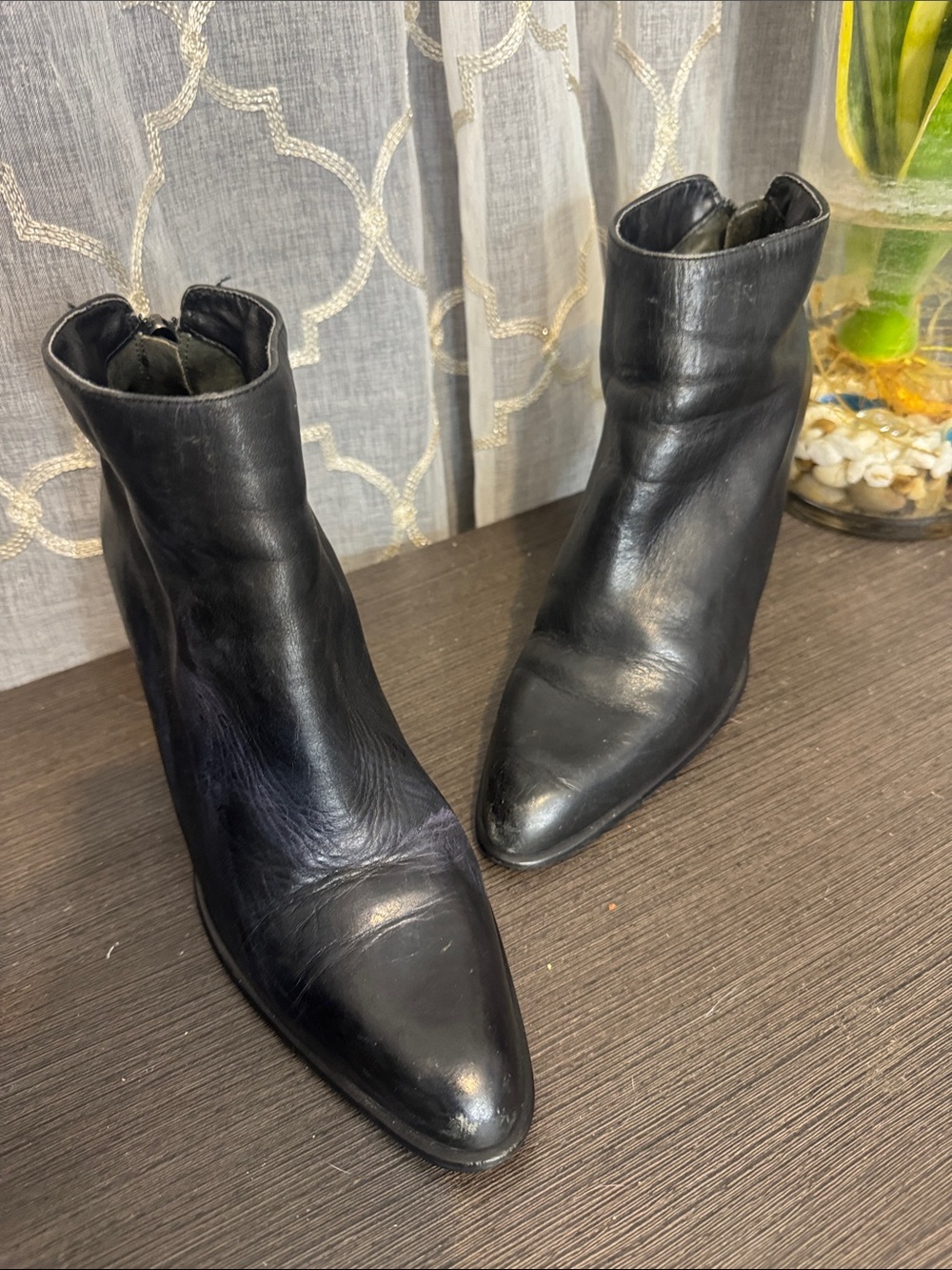 Nine West Black Leather Ankle Boots with Side Zip